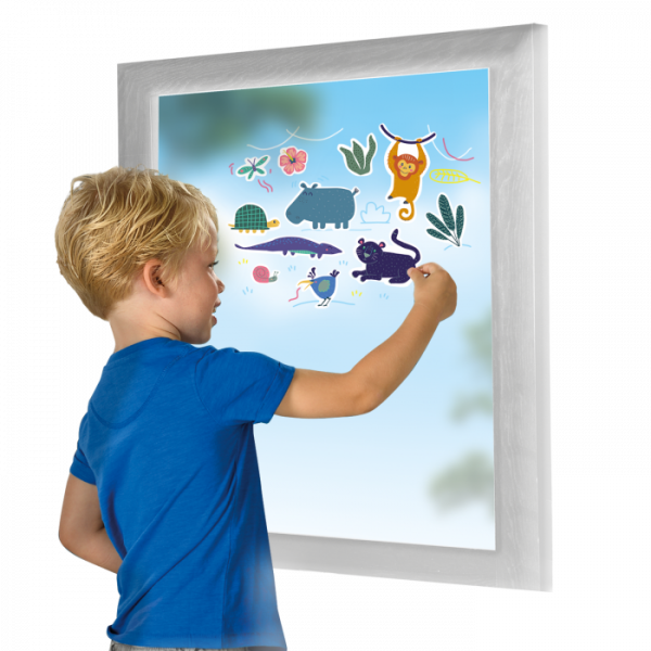 Draw on windows and use the jungle window stickers with this Jungle themed Window Fun Kit